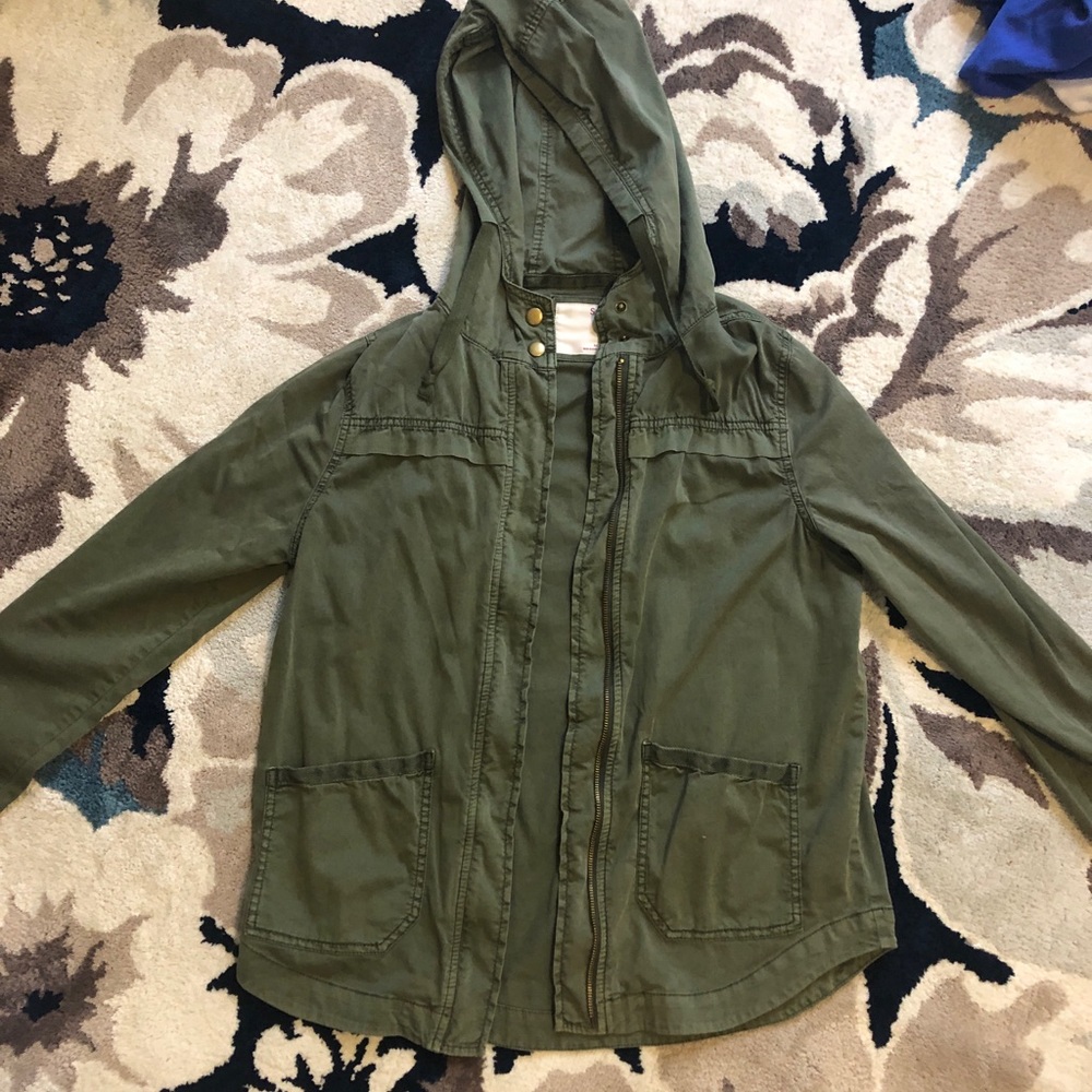Army green light fall jacket